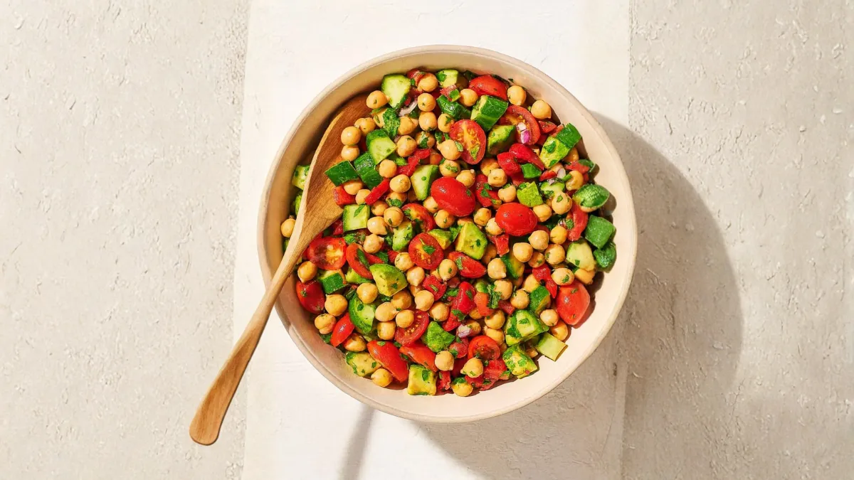 Mediterranean Chickpea Salad