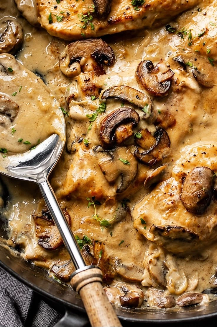 Creamy Chicken Mushroom Skillet